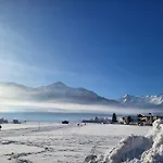 펜션 & Golf Zell Am