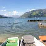 & Golf Zell Am 度假居 *