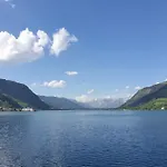 & Golf Zell Am 度假居 滨湖采尔